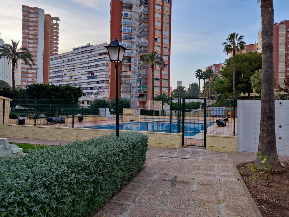 Piso Calleja Μπένιντορμ Εξωτερικό φωτογραφία